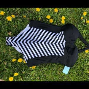 Large cupshe chevron strip one piece.